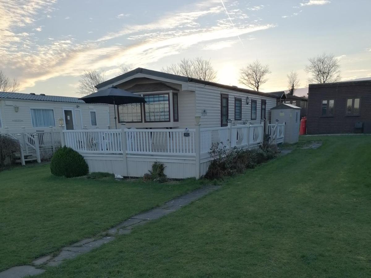 לאונססטון Cornwall Cornwall-Chapmanswell Caravan Holiday Park A30 B&B Bed And Breakfast #41 מראה חיצוני תמונה