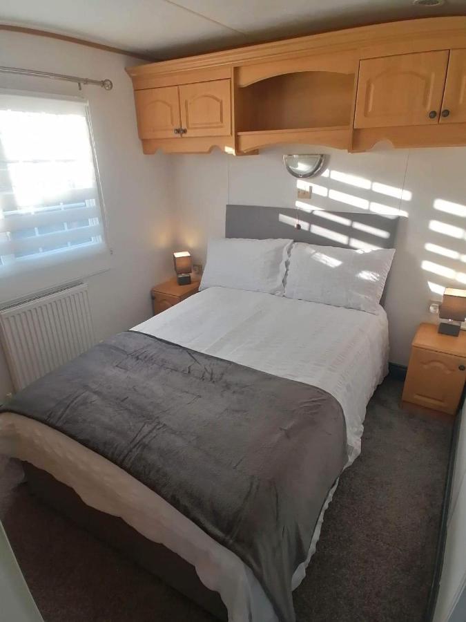לאונססטון Cornwall Cornwall-Chapmanswell Caravan Holiday Park A30 B&B Bed And Breakfast #41 מראה חיצוני תמונה