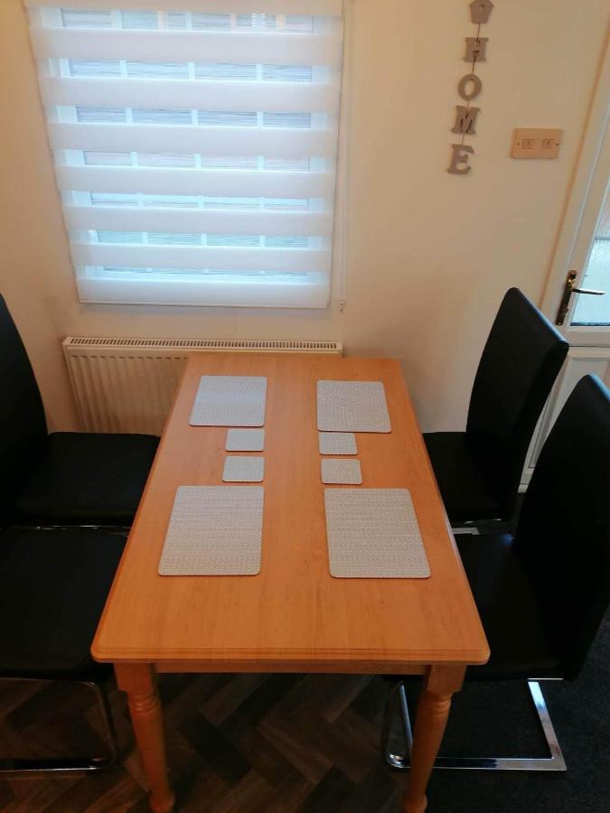 לאונססטון Cornwall Cornwall-Chapmanswell Caravan Holiday Park A30 B&B Bed And Breakfast #41 מראה חיצוני תמונה