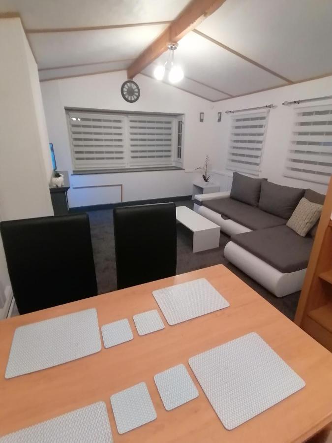 לאונססטון Cornwall Cornwall-Chapmanswell Caravan Holiday Park A30 B&B Bed And Breakfast #41 מראה חיצוני תמונה